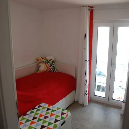 Remise Am Schlosspark * シュヴィーローゼー